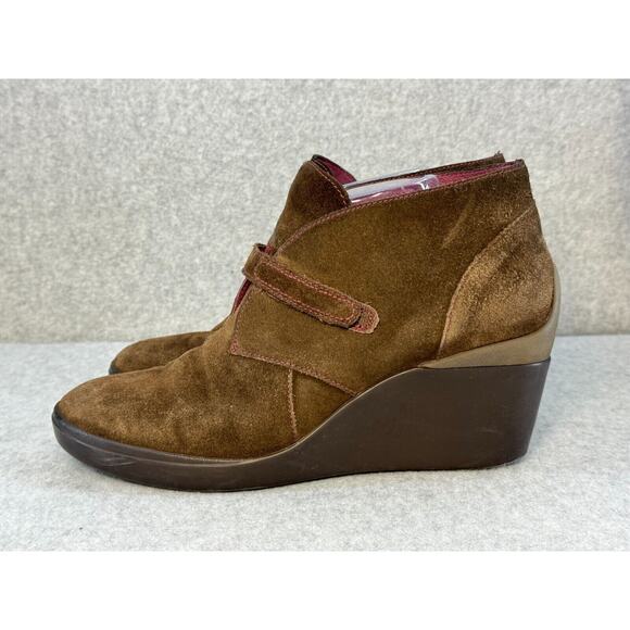 Tsubo Wedge Booties Decari Brown Suede Hook & Loop Ankle Boots Womens Size 10 - Picture 3 of 9